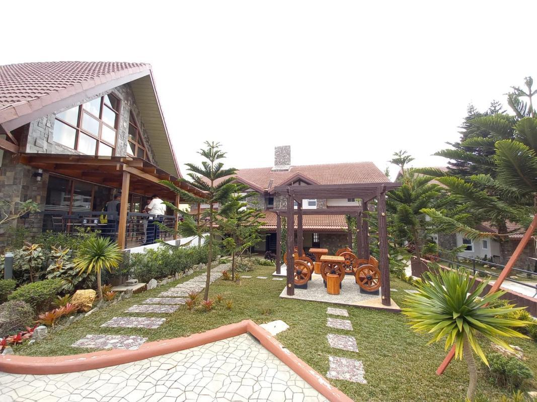 Elliannah Pines Hotel Baguio City Exteriör bild