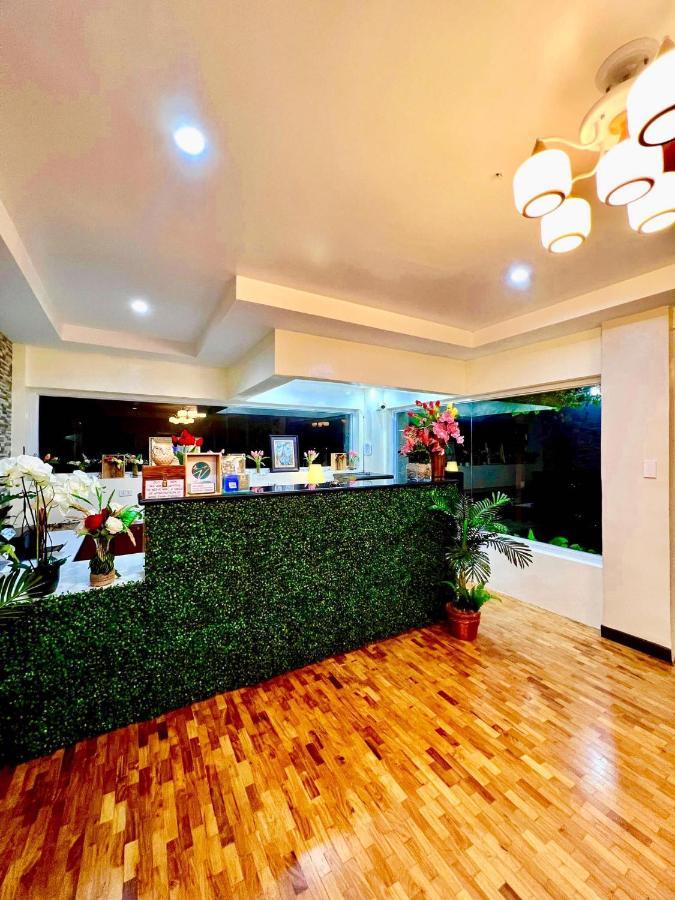 Elliannah Pines Hotel Baguio City Exteriör bild